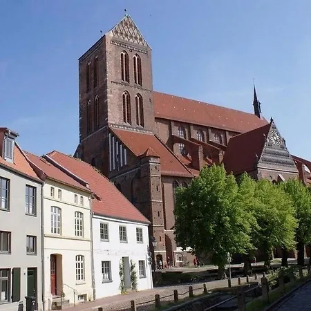 Zur Bademutter Mit 2 Schlafzimmer - Abc360 Wismar